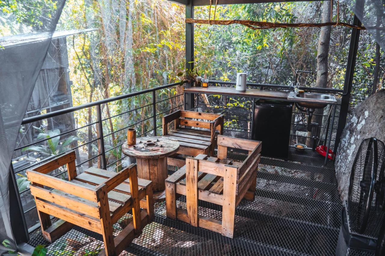 Warehouse Hostel Ko Tao Exterior photo