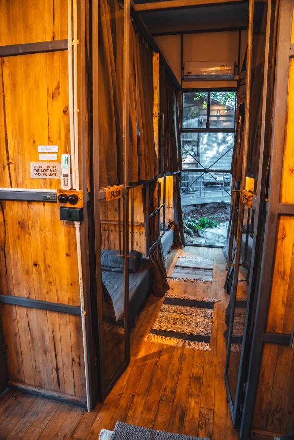 Warehouse Hostel Ko Tao Exterior photo